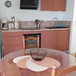 Apartment T2, Centre